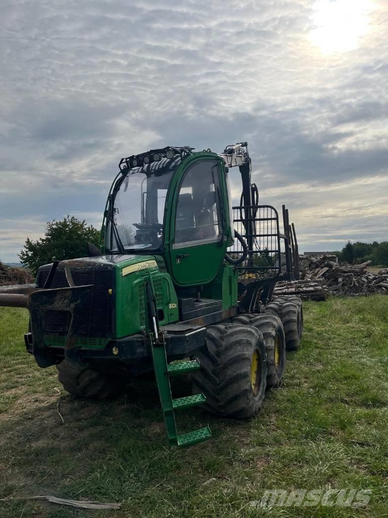 John Deere 810 E Forwarderji