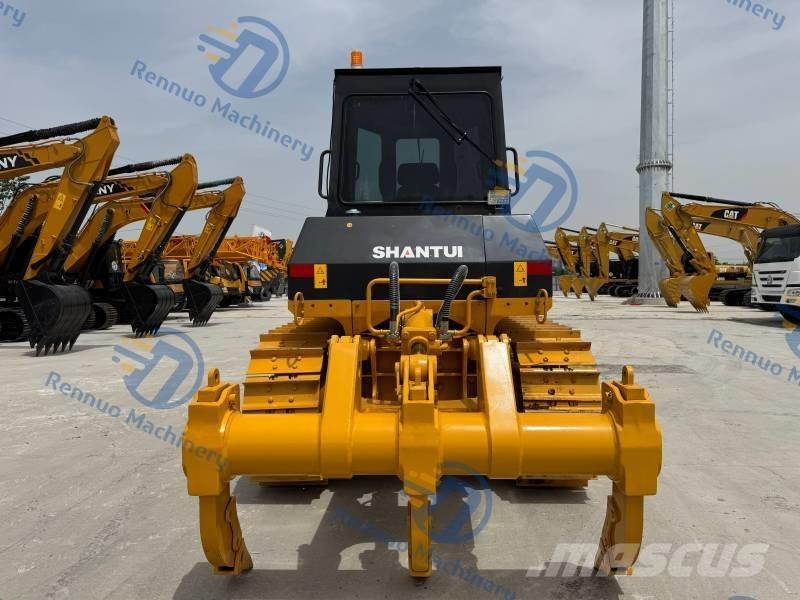 Shantui SD 16 Buldožerji goseničarji