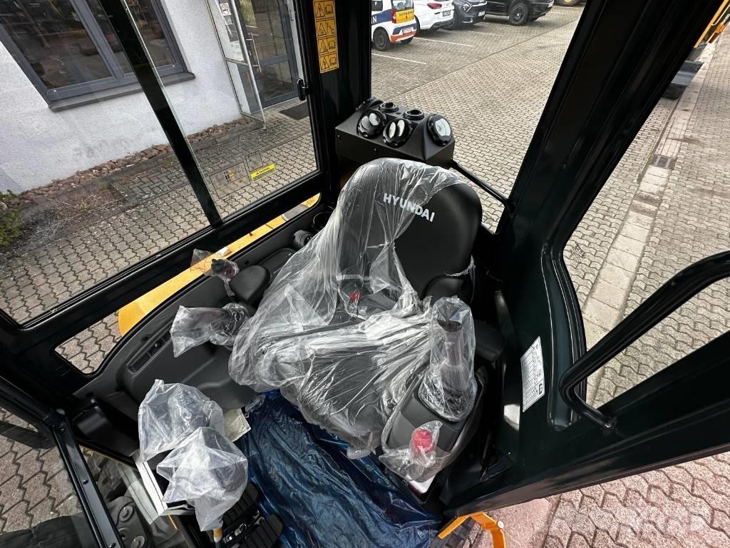 Hyundai R35Z 9A Mini bagri <7t