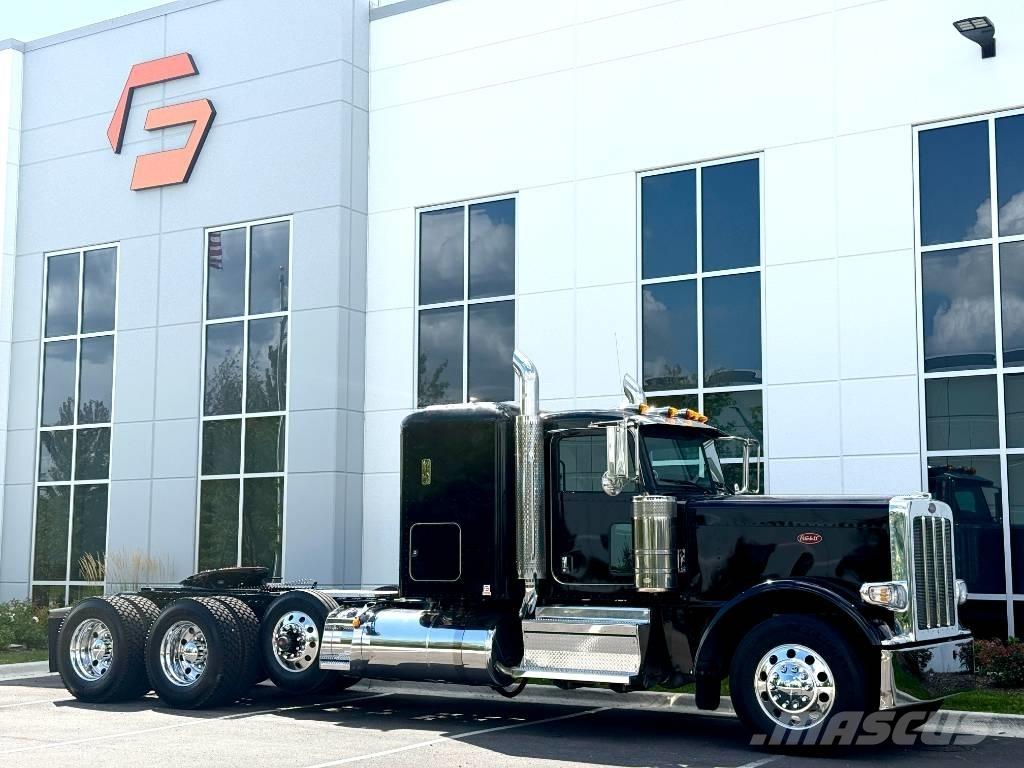 Peterbilt 389 Vlačilci