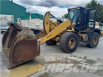 CAT 938 M Kolesni nakladalci
