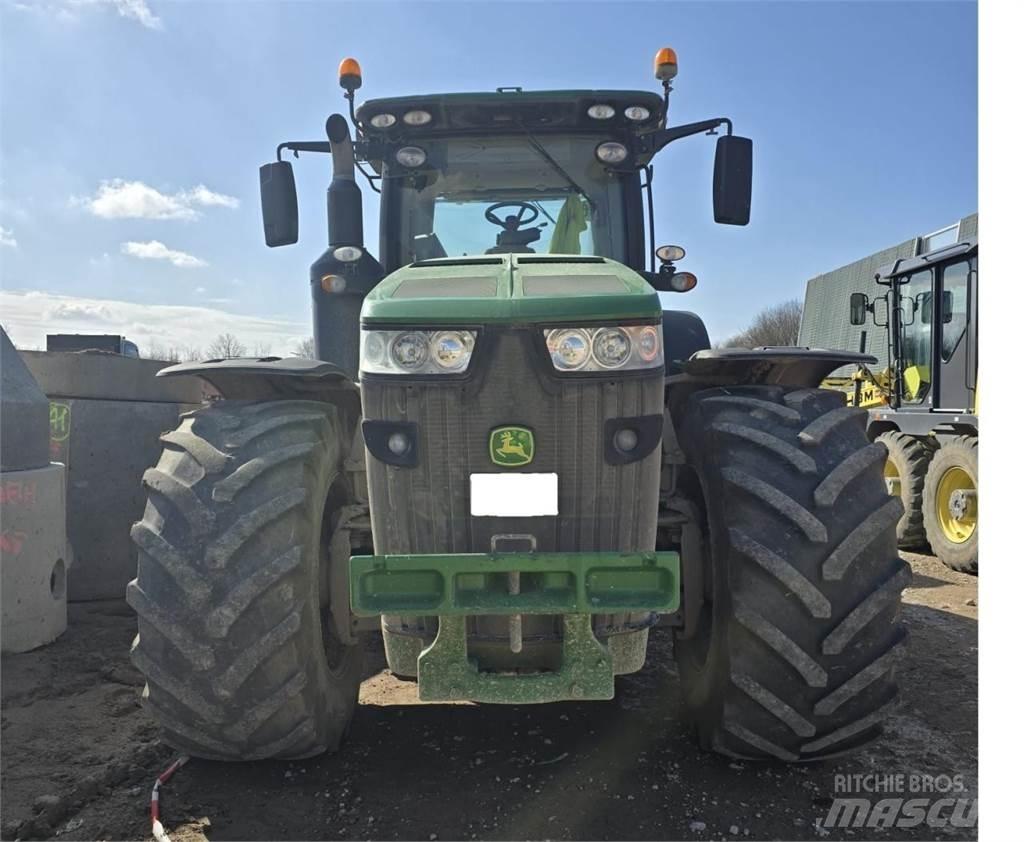 John Deere 8370R Traktorji