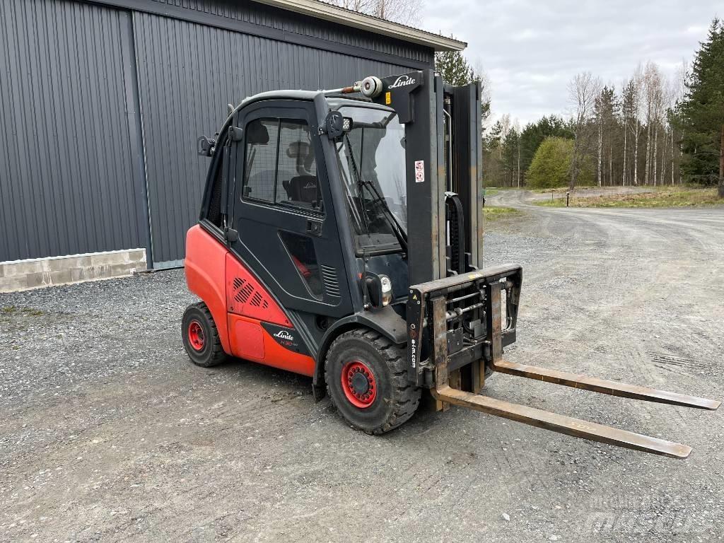 Linde H30D-02 Dizelski viličarji