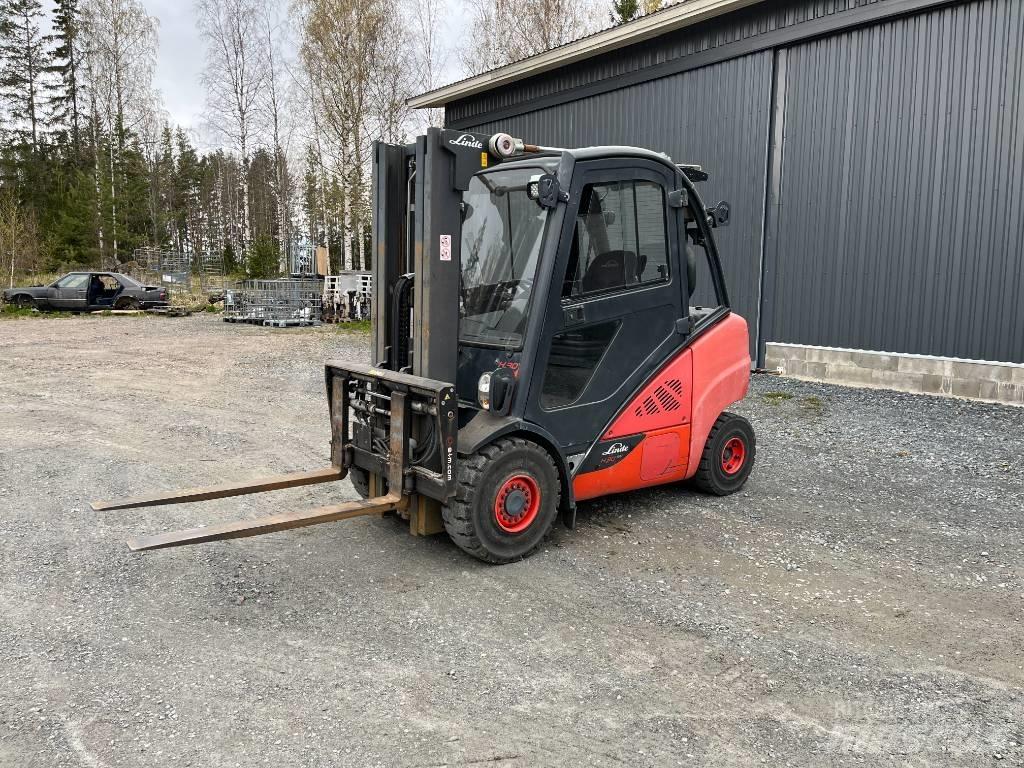Linde H30D-02 Dizelski viličarji
