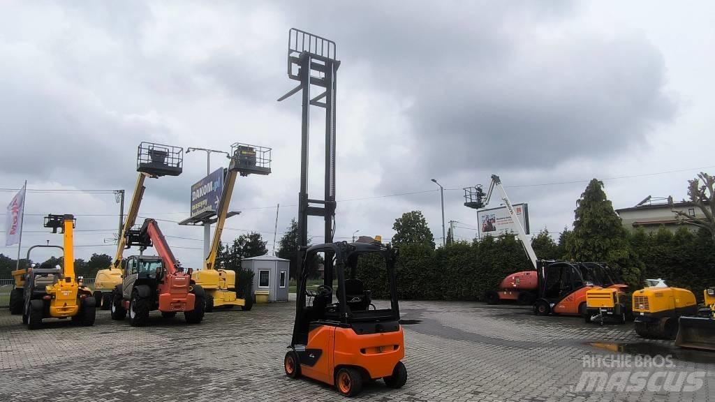 Linde E 16 PH 02 Električni viličarji