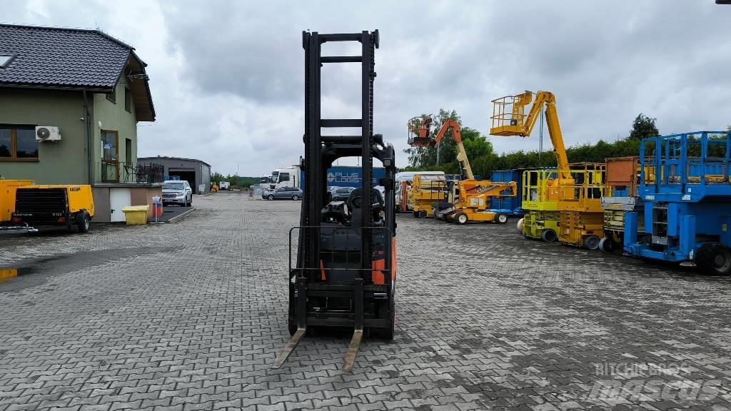 Linde E 16 PH 02 Električni viličarji