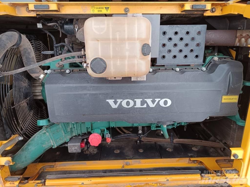 Volvo EC 480 Bagri goseničarji