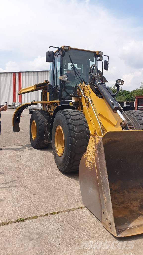 CAT 930 H Kolesni nakladalci