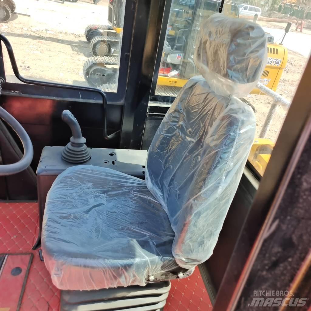 CAT 966 H Kolesni nakladalci