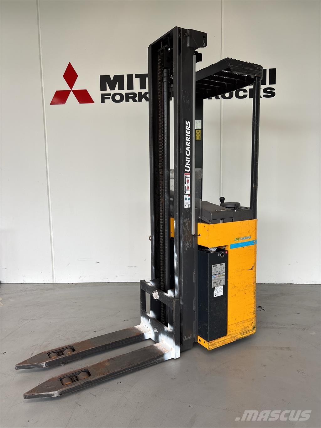 Atlet A160 Samopogonski ročni viličarji