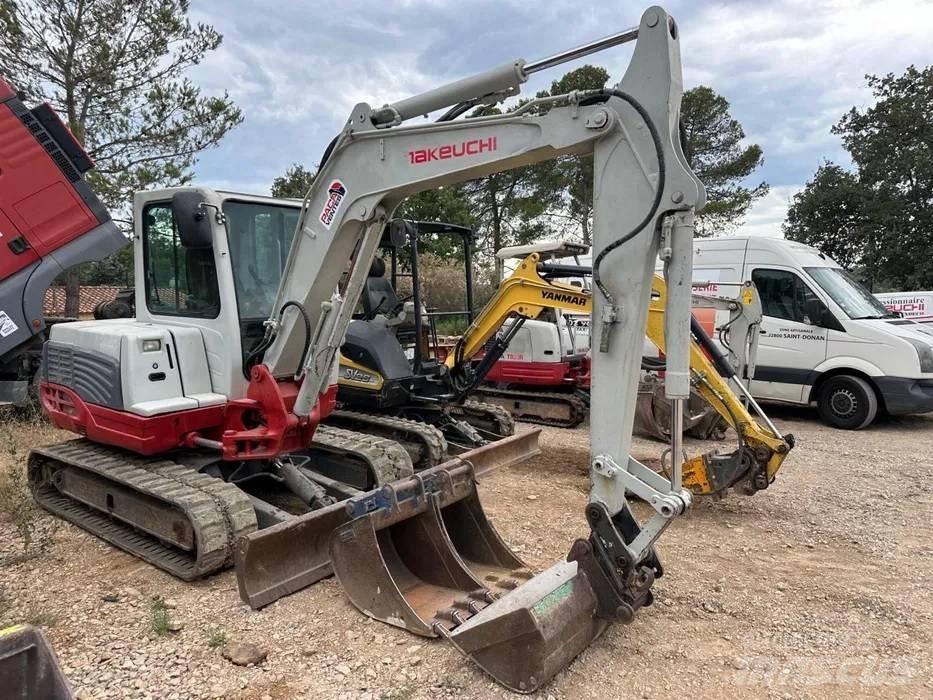 Takeuchi TB 250 Mini bagri <7t