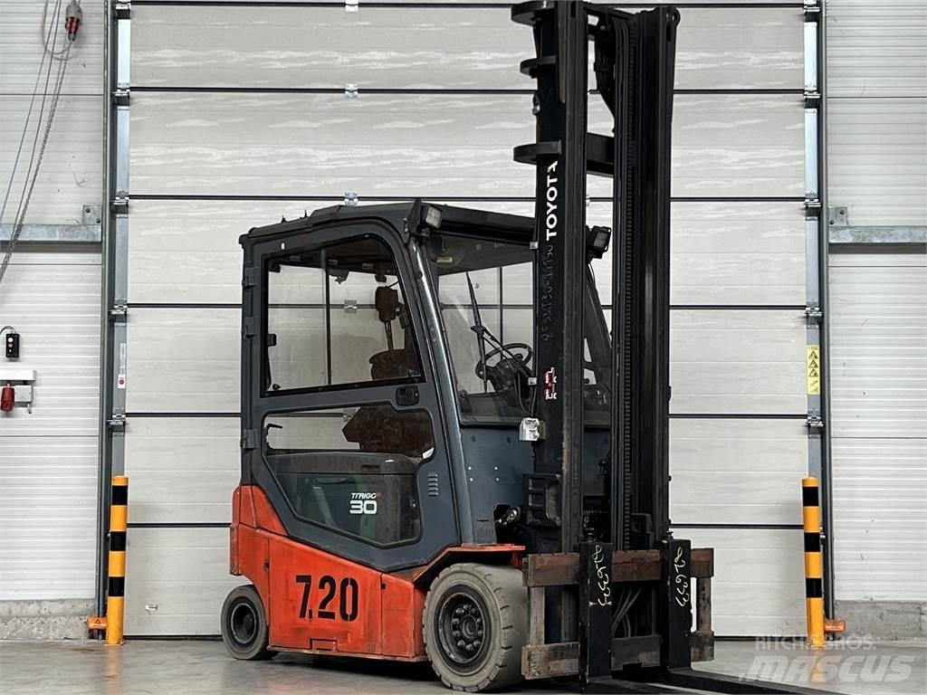 Toyota 8FBMT30 Električni viličarji