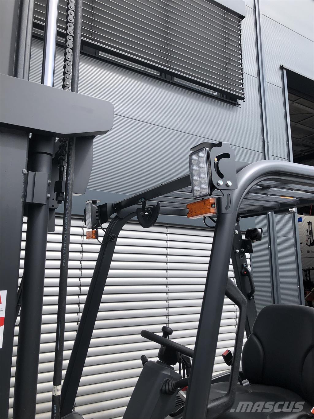 Bobcat D30NX Dizelski viličarji