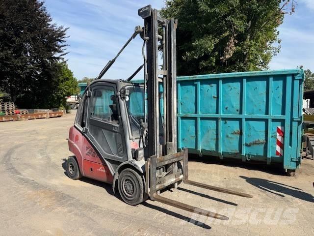 Linde H 30 T Plinski viličarji