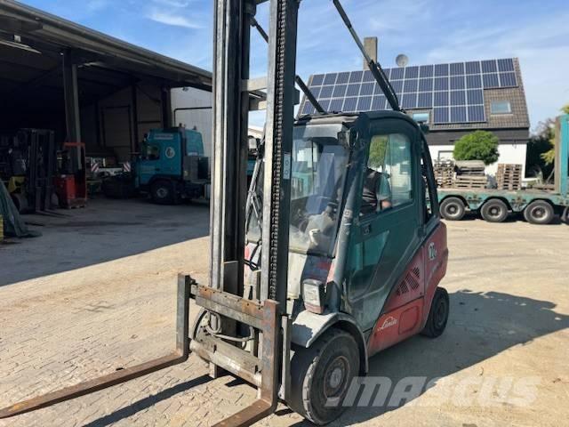 Linde H 30 T Plinski viličarji