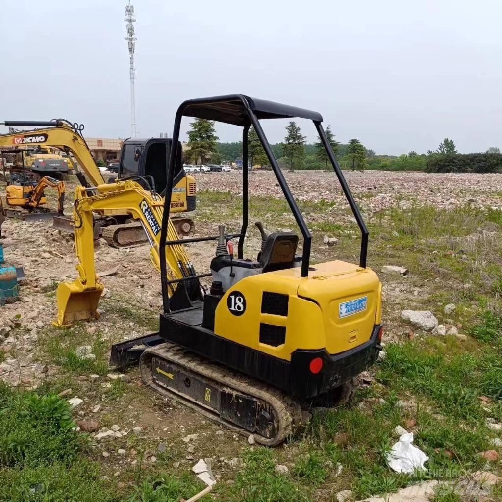 Komatsu PC 18 Mini bagri <7t