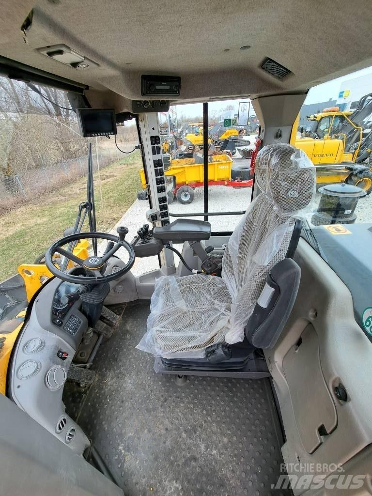 Volvo L110H Kolesni nakladalci