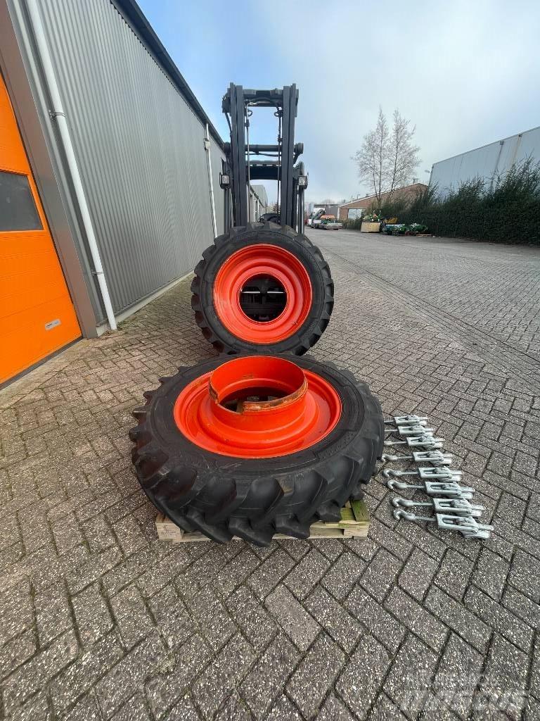 CLAAS Torion 1611 P Večnamenski nakladalci