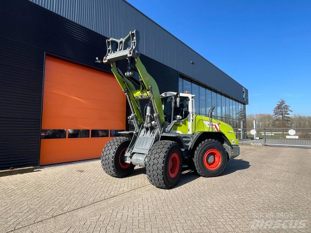 CLAAS Torion 1611 P Večnamenski nakladalci