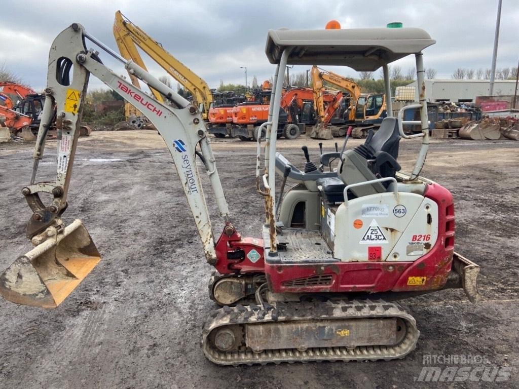 Takeuchi TB 216 Mini bagri <7t