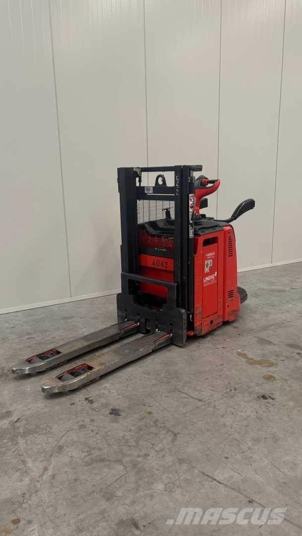 Linde D12AP Samopogonski ročni viličarji