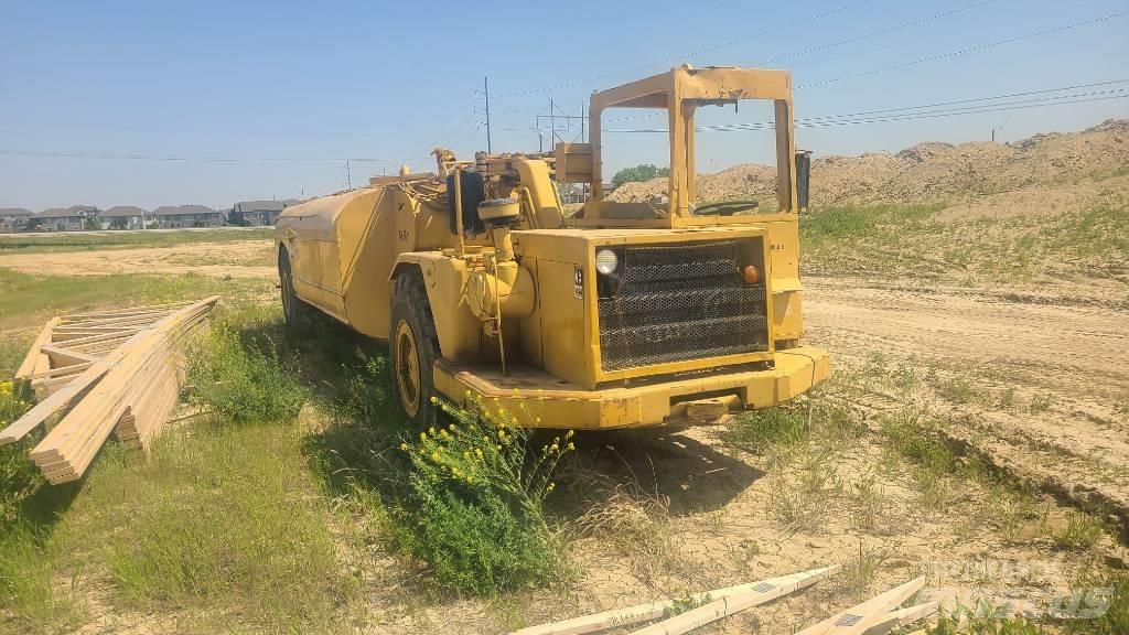 CAT 613 B Tovornjaki za vodo