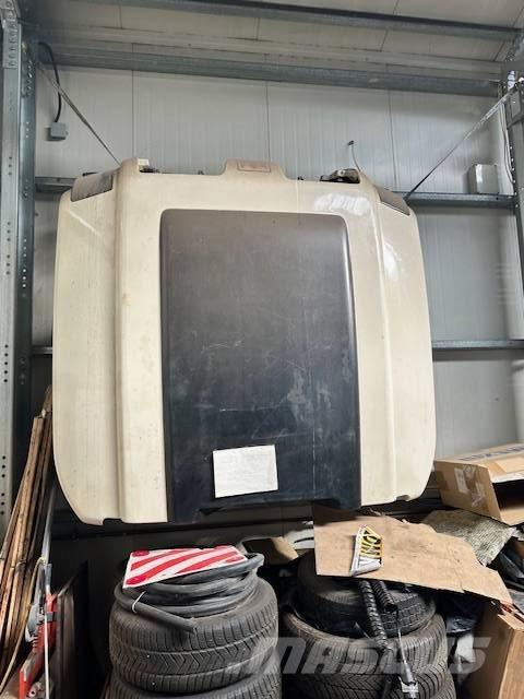 Terex TA300 Zglobni demperji