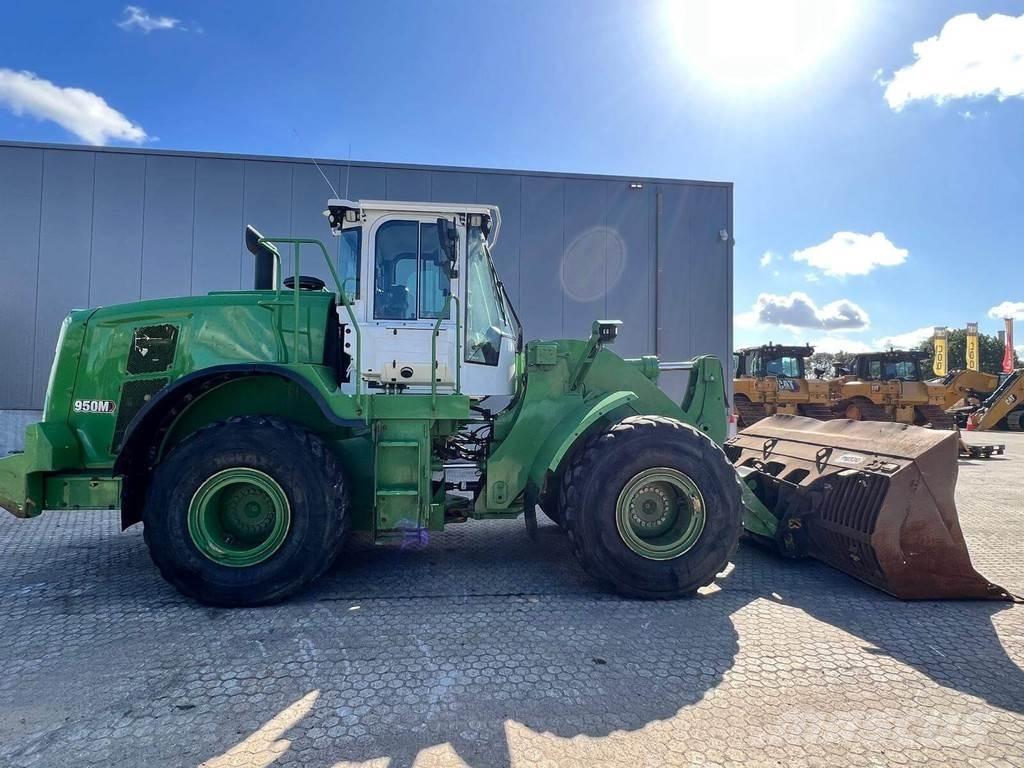 CAT 950M Kolesni nakladalci