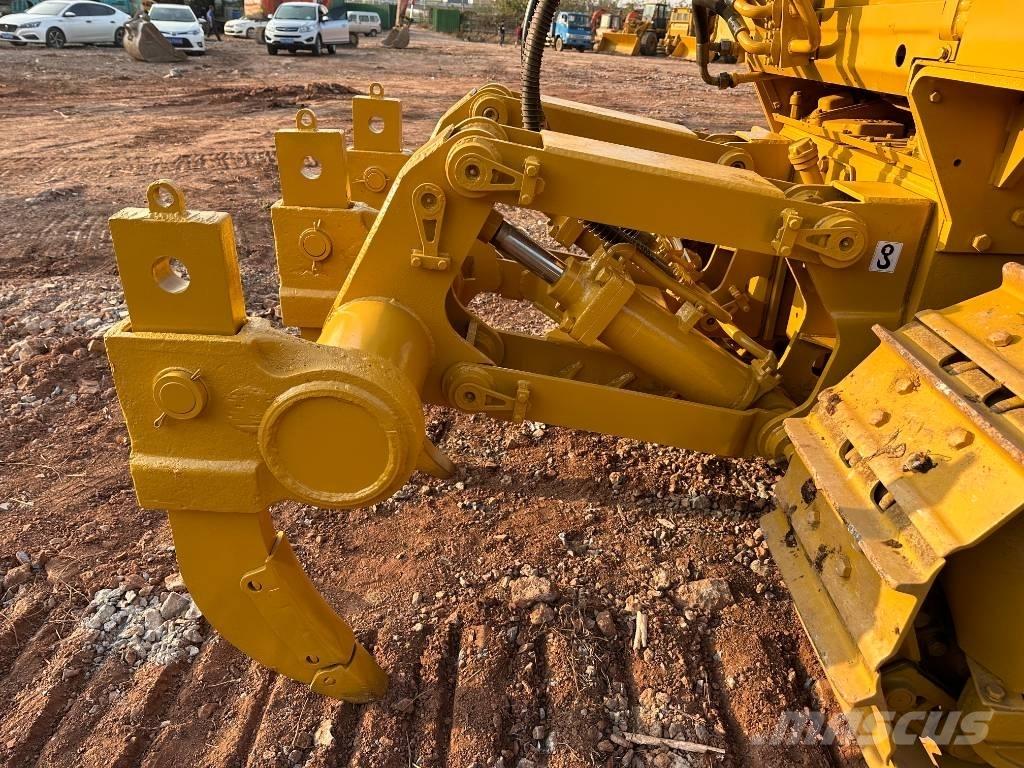 CAT D6G Buldožerji goseničarji