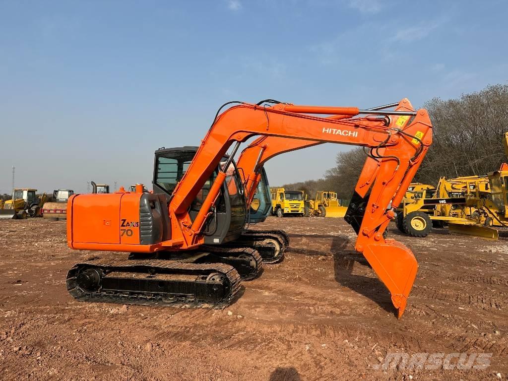 Hitachi ZX 70 Midi bagri 7t – 12t