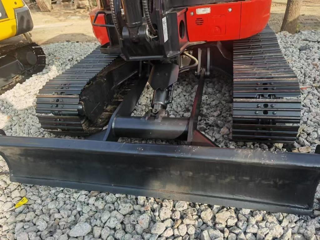 Kubota 165 Bagri goseničarji