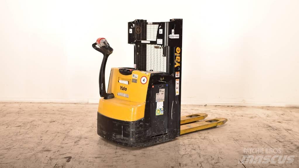 Yale MS 14 AC Ročni električni viličar