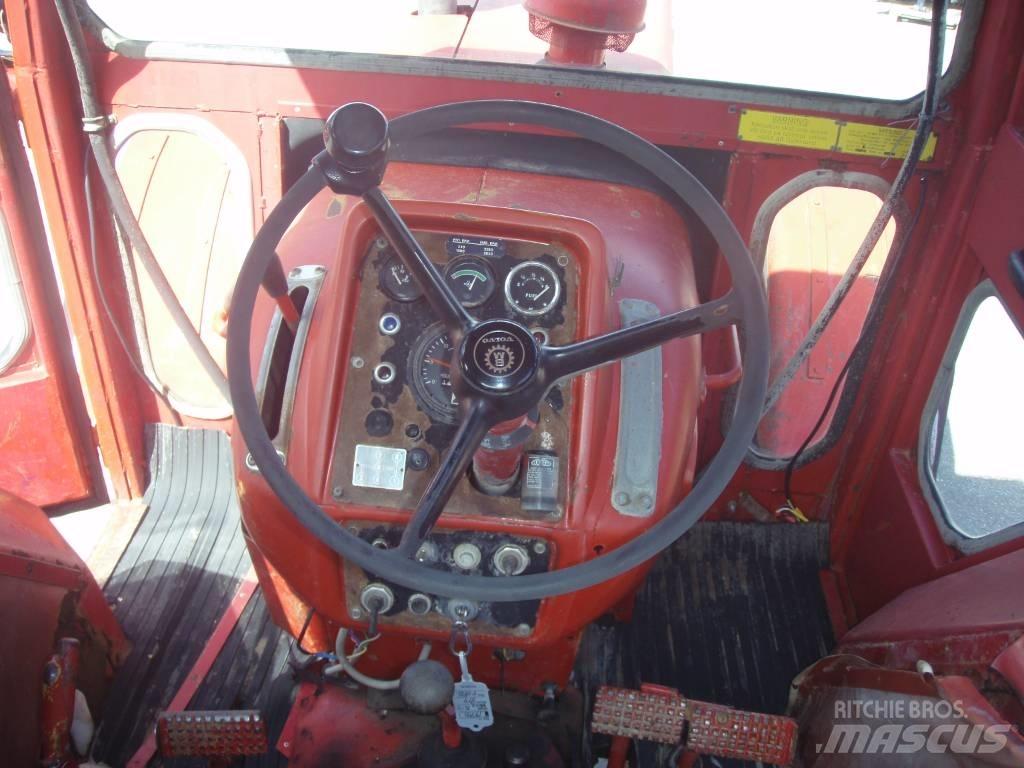 Volvo BM T 814 Traktorji