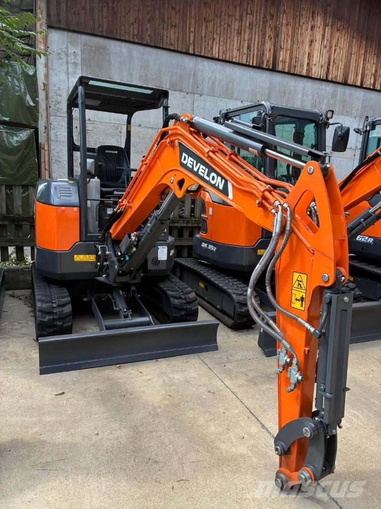 Develon DX 27 Z-7 Mini bagri <7t