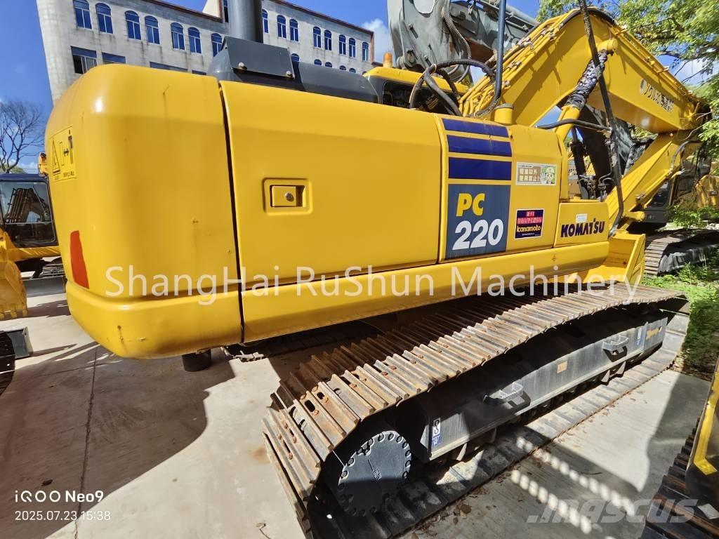 Komatsu 220-7 Bagri goseničarji