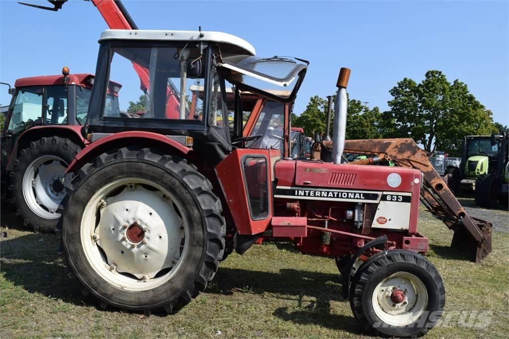 Case IH 733 Traktorji