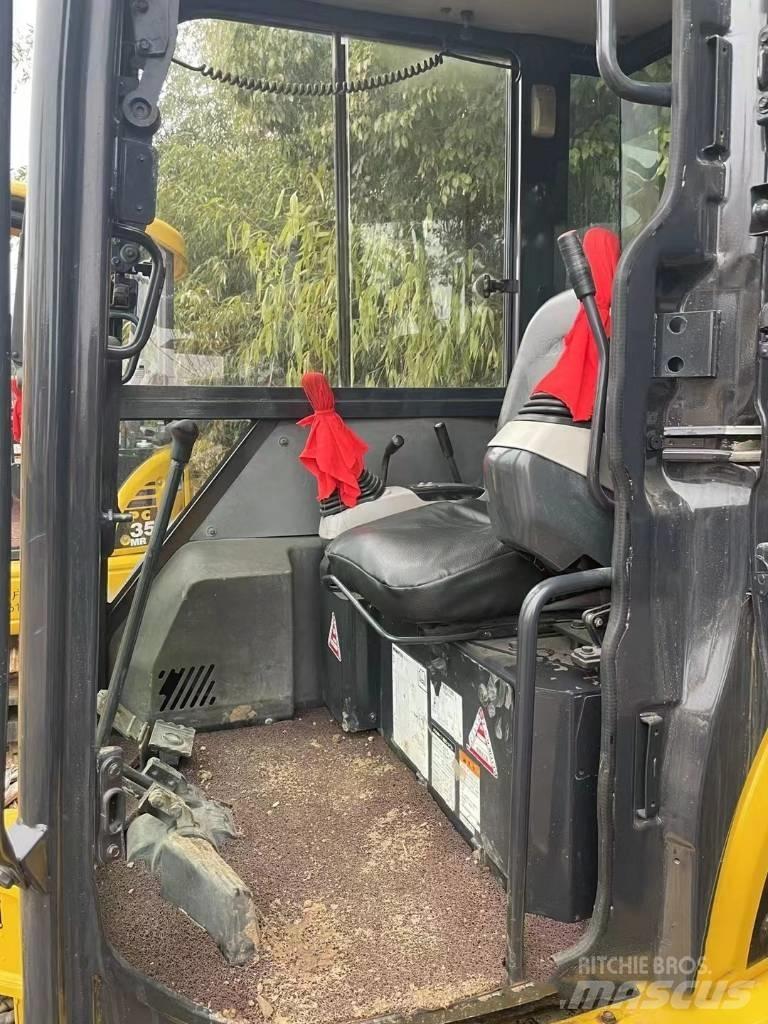 Komatsu PC30 Mini bagri <7t