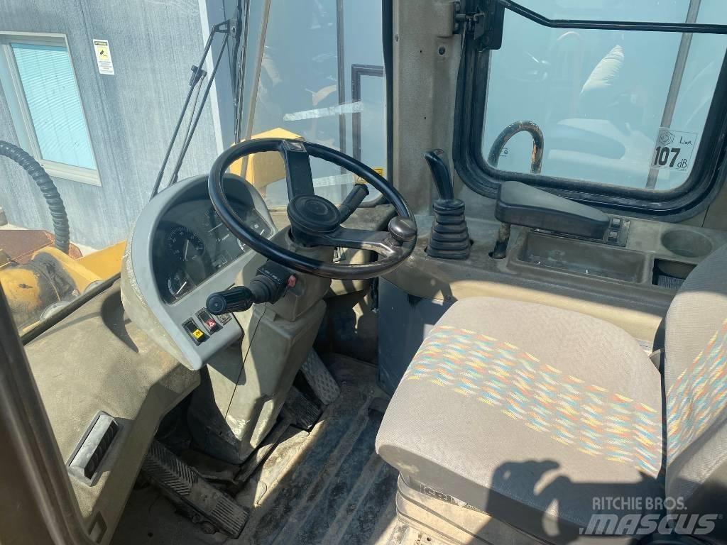 Daewoo MG300-V Kolesni nakladalci