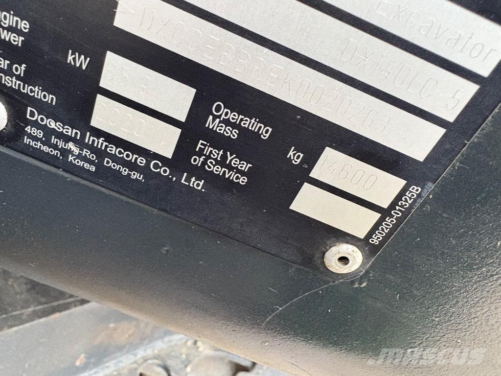 Doosan DX 140 LC Bagri goseničarji