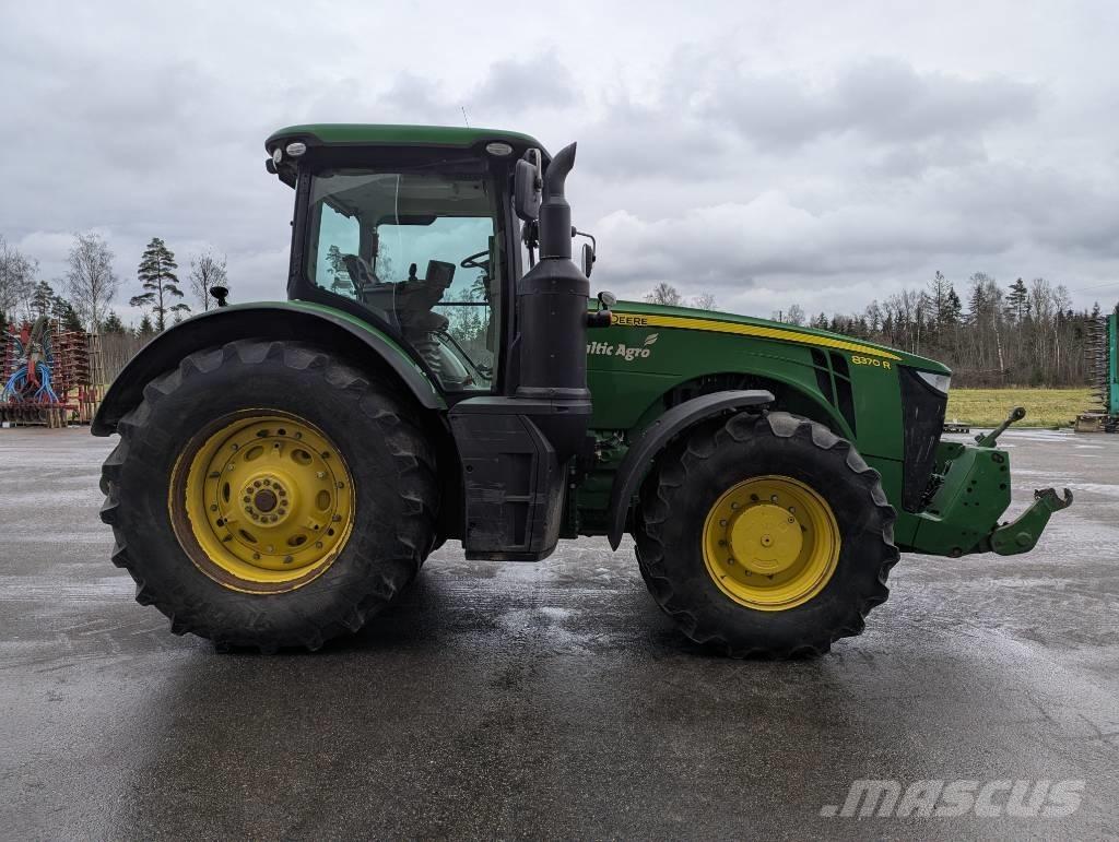 John Deere 8370 R Traktorji