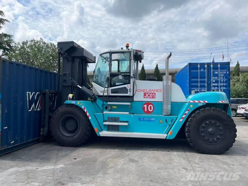 Konecranes TYPE C25t Teleskopski viličarji