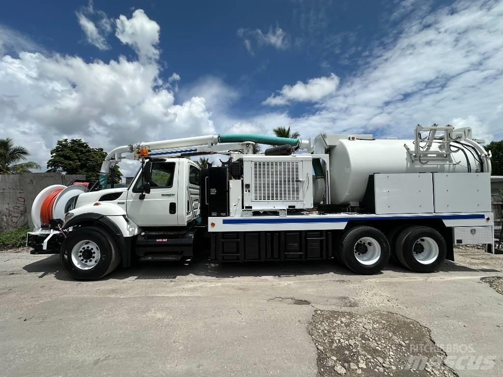 International 7400 Vakuumski tovornjaki