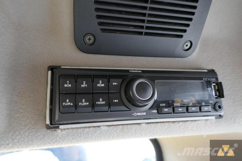 CAT 320FL Bagri goseničarji