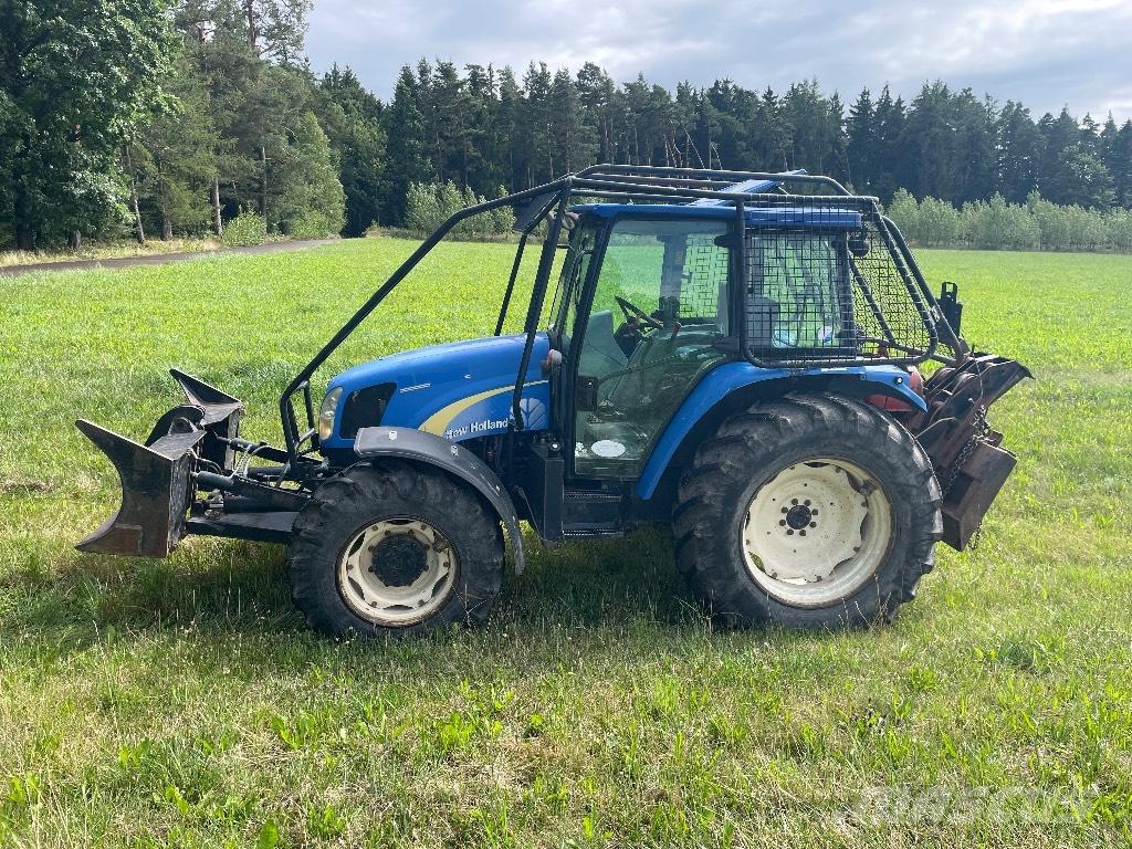 New Holland  T5050 Gozdarski traktorji