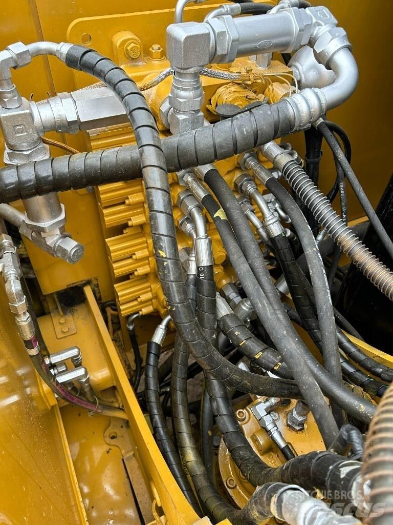 CAT 308E2 Bagri goseničarji