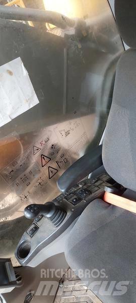 Volvo EC 750 DL Bagri goseničarji