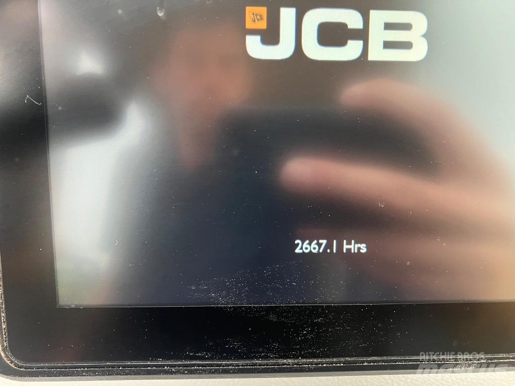 JCB 560-80 Agri Xtra Kmetijski teleskopski nakladalci