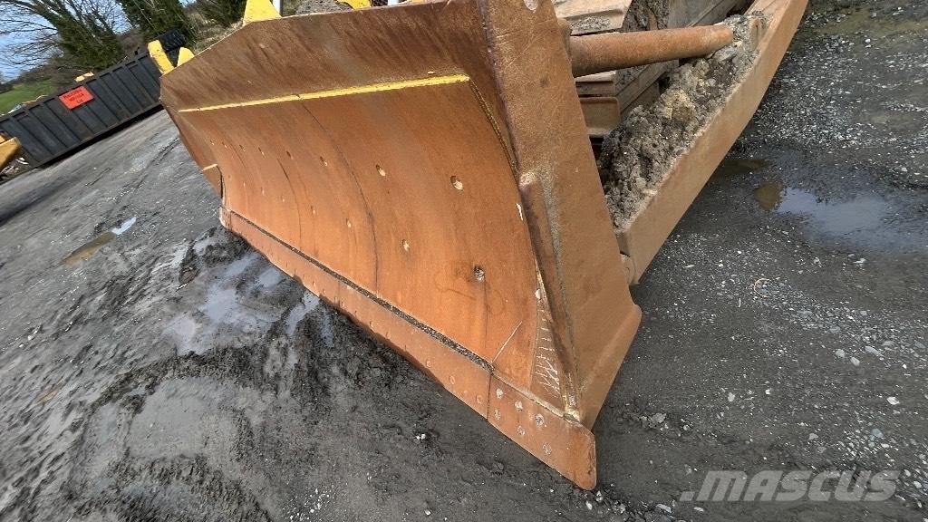 Komatsu Px85-13 Buldožerji goseničarji