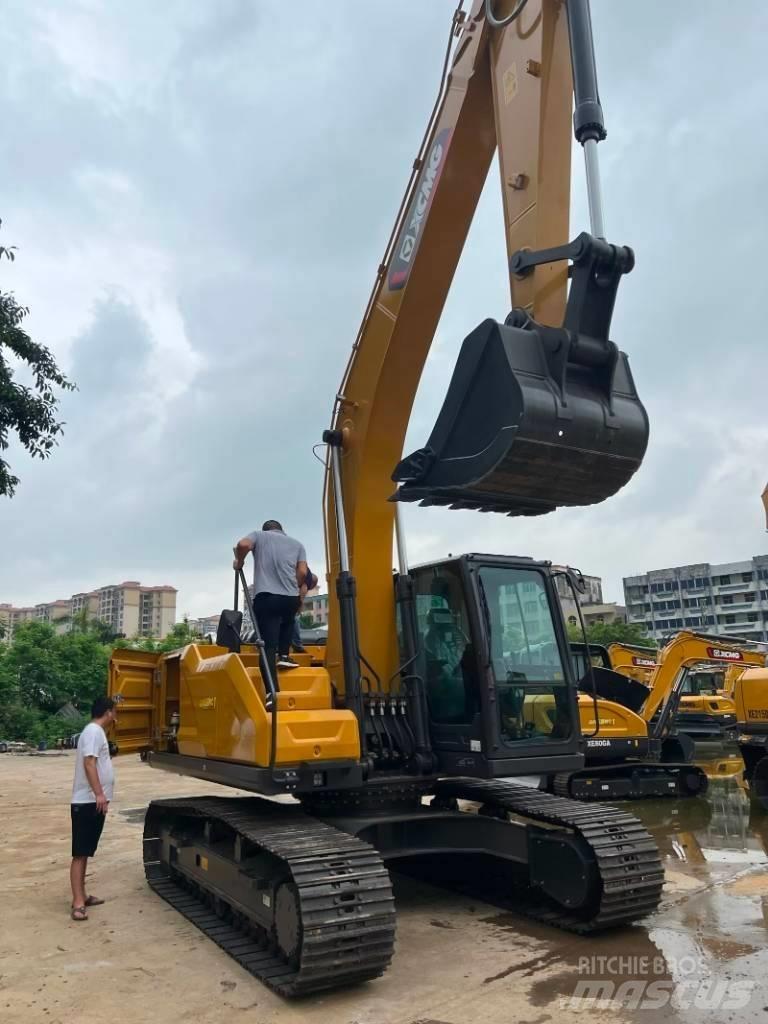 XCMG XE200GH Bagri goseničarji