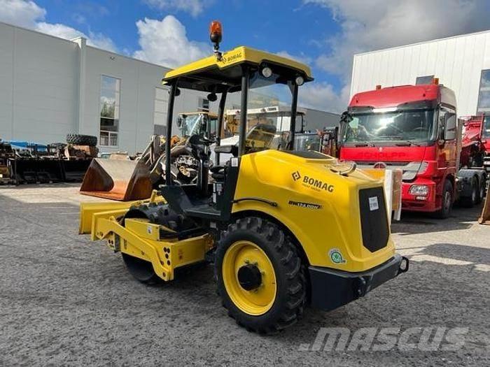 Bomag BW 124 PDH-5 Ostali priključki in naprave za pripravo tal